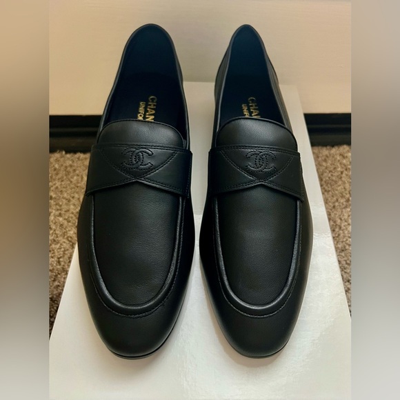 Chanel Black Leather Men's Loafers - Picture 1 of 3